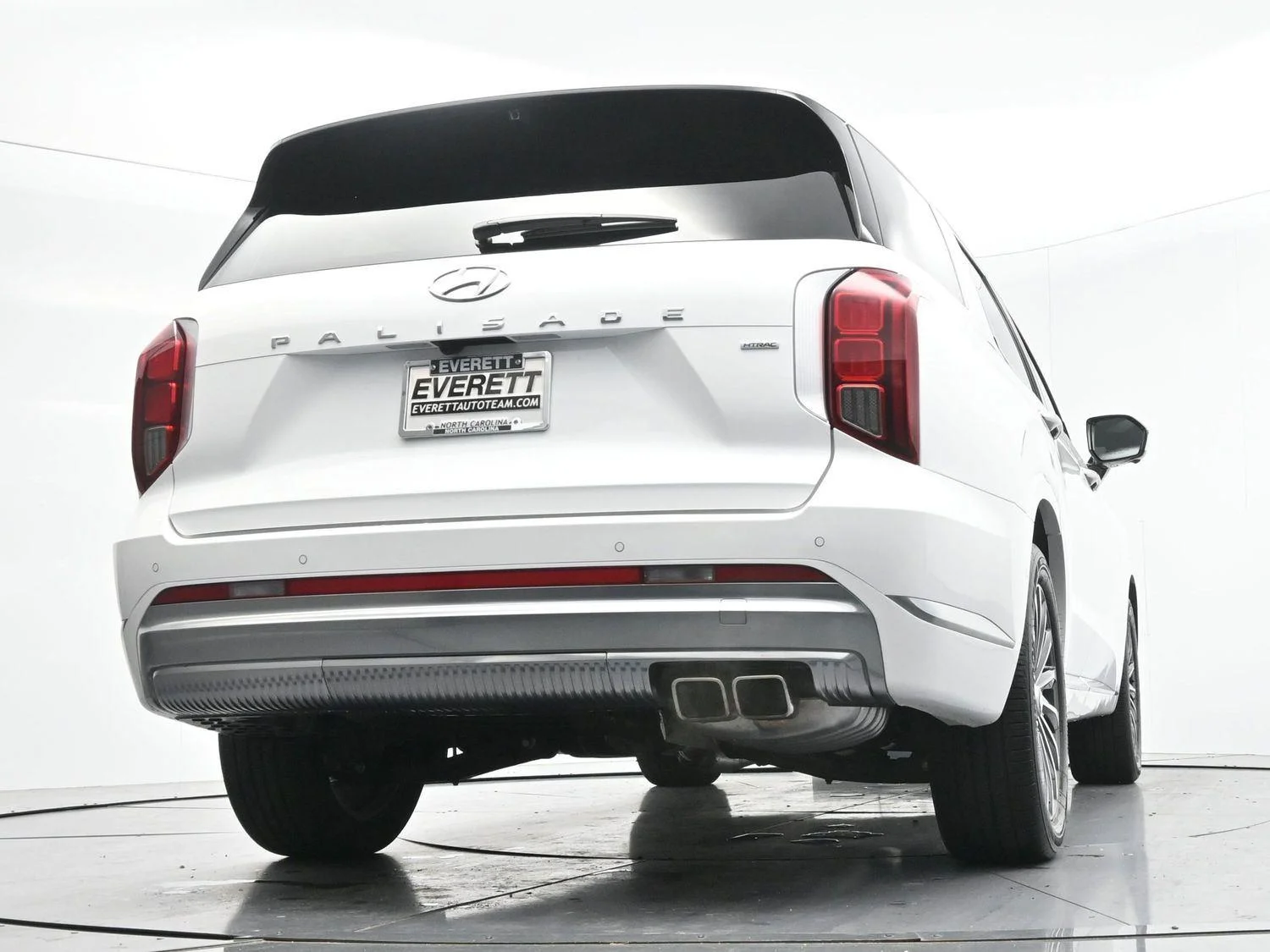Used 2024 Hyper White Hyundai Calligraphy image 50