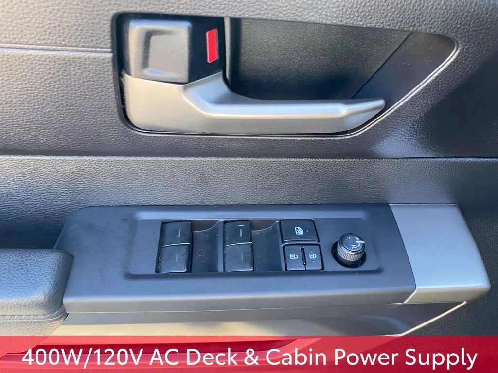 Used 2022  Toyota SR5 image 18