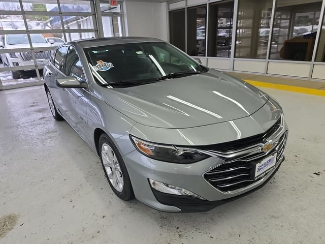 Used 2024 Gray Chevrolet LT image 7