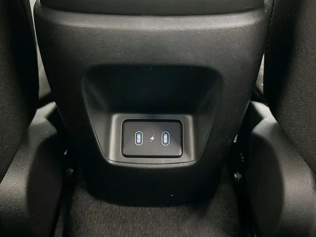 New 2026 Hyundai ELANTRA SE