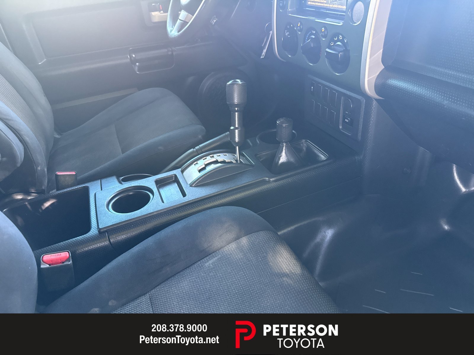 Used 2010  Toyota Base image 15