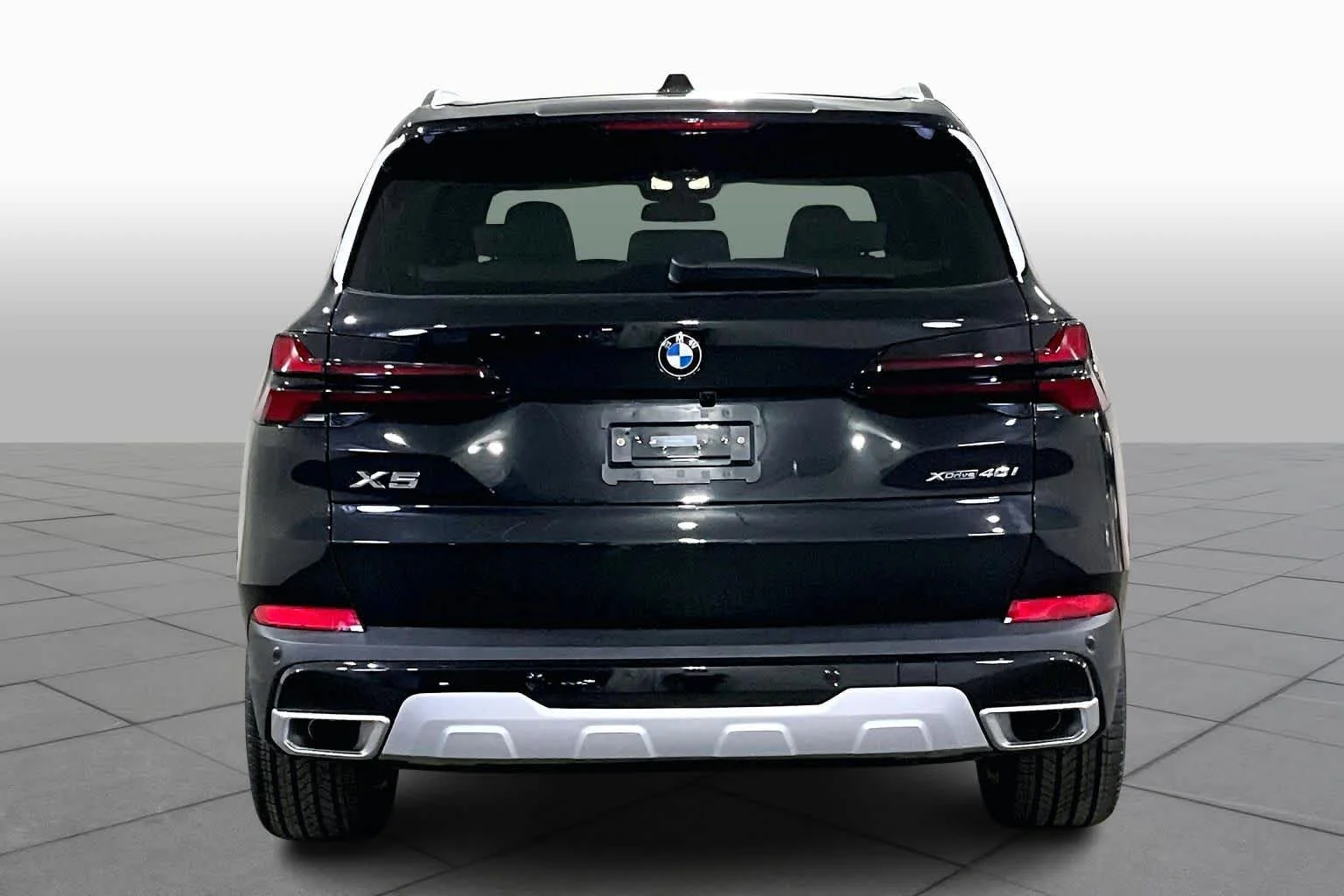 New 2026 Black Sapphire Metallic BMW xDrive40i image 4