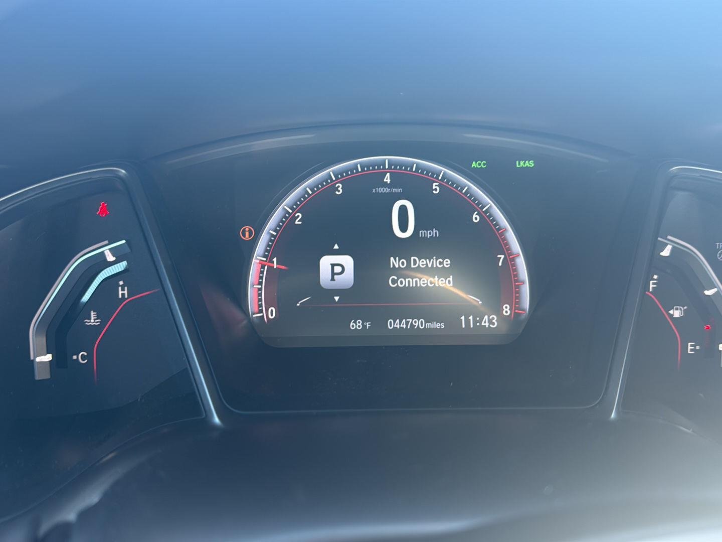 Used 2020 Platinum White Pearl Honda SI image 9