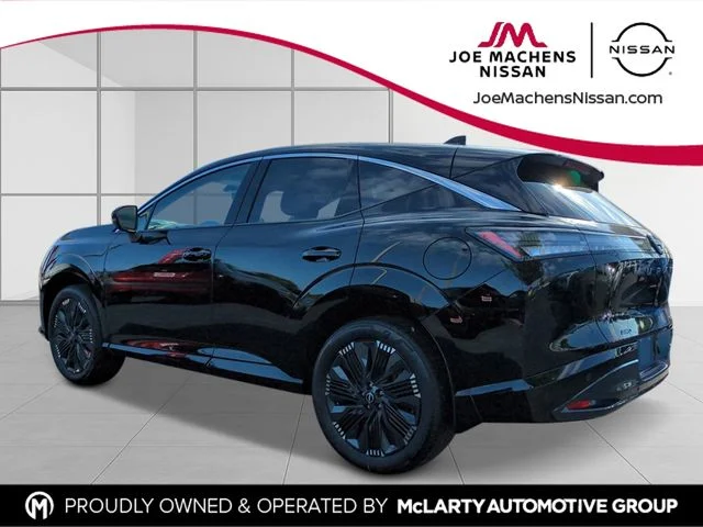 New 2026 Super Black Nissan Platinum image 4