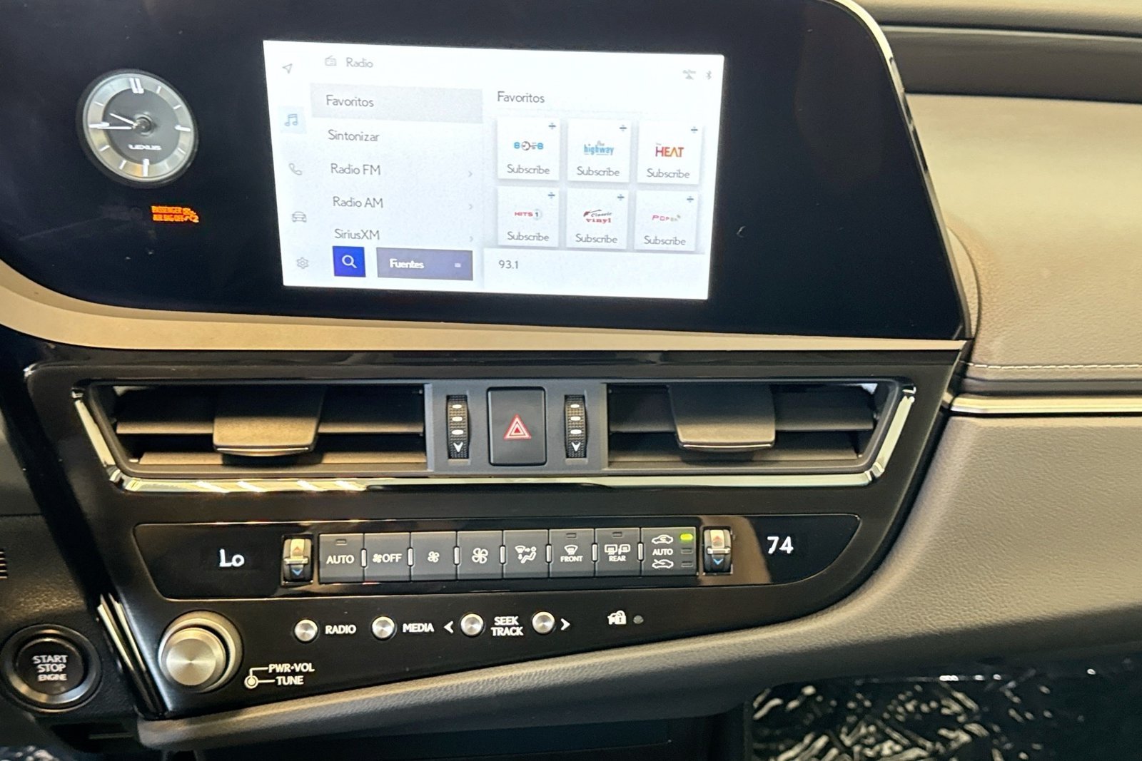Used 2023 White Lexus ES 350 image 15