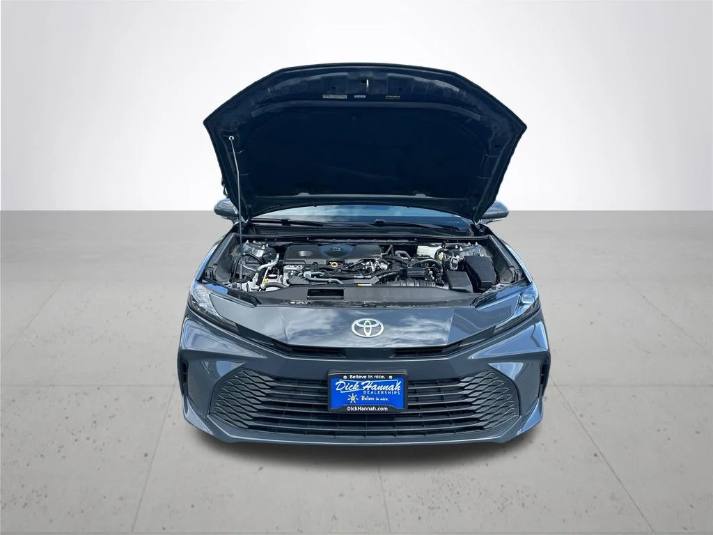 Certified Used 2025  Toyota LE image 5