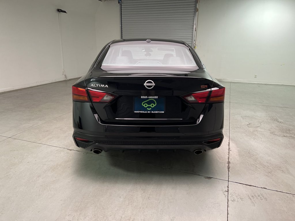 2025 Nissan Altima SR - Photo 7