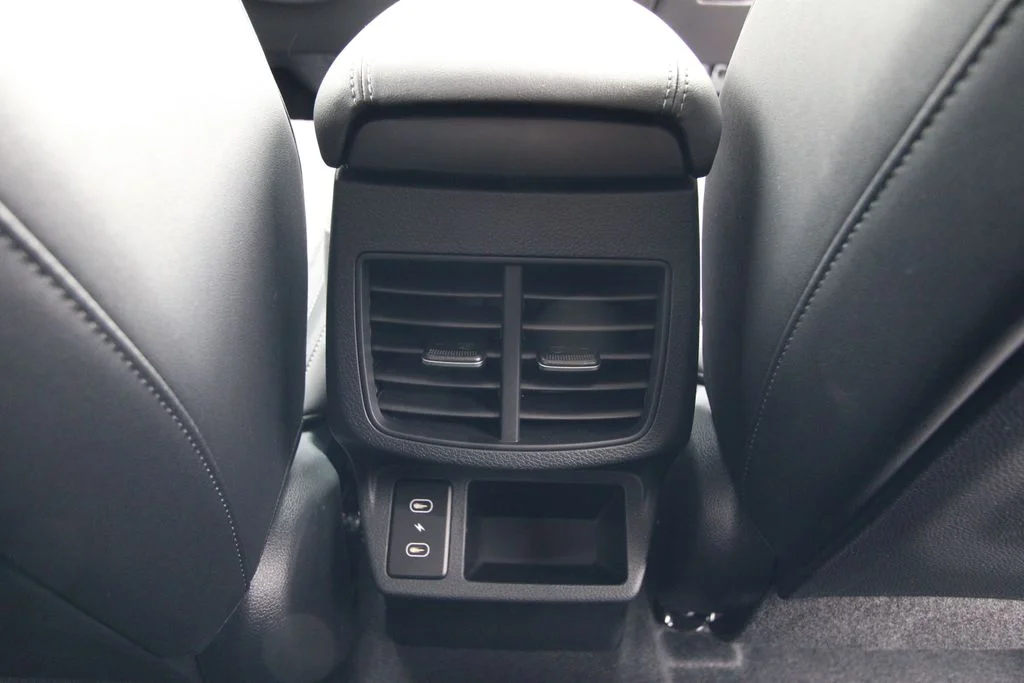 New 2026 Pluton Blue / Black Roof Kia S image 36