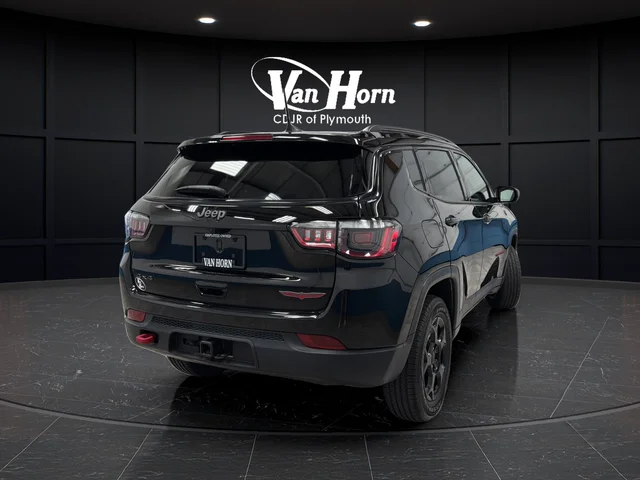 Used 2023 Diamond Black Jeep Trailhawk image 7