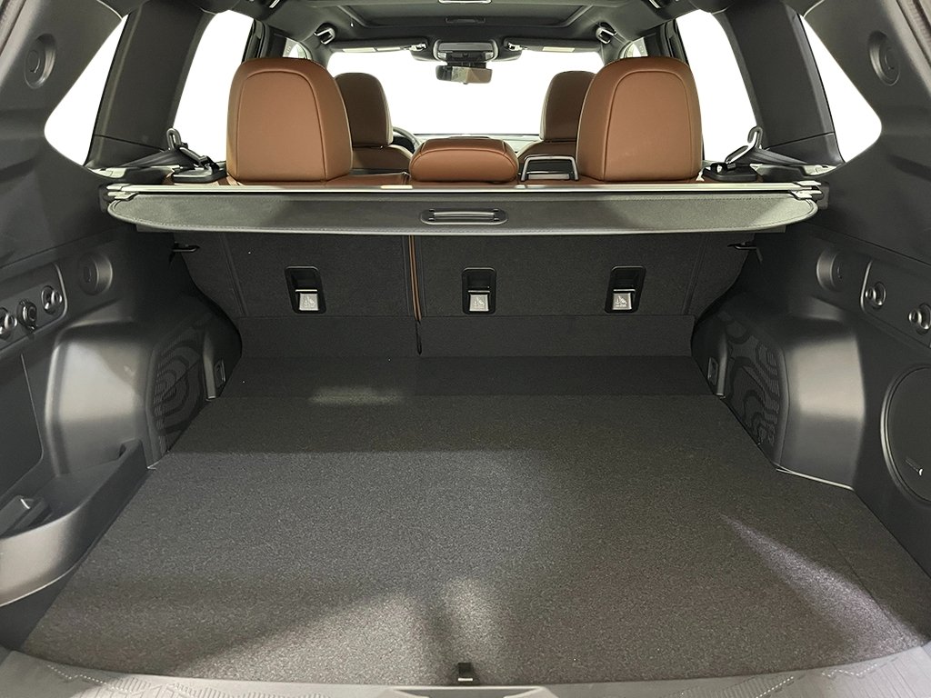 New 2026 CRYSTAL BLACK SILICA Subaru Touring Hybrid image 24