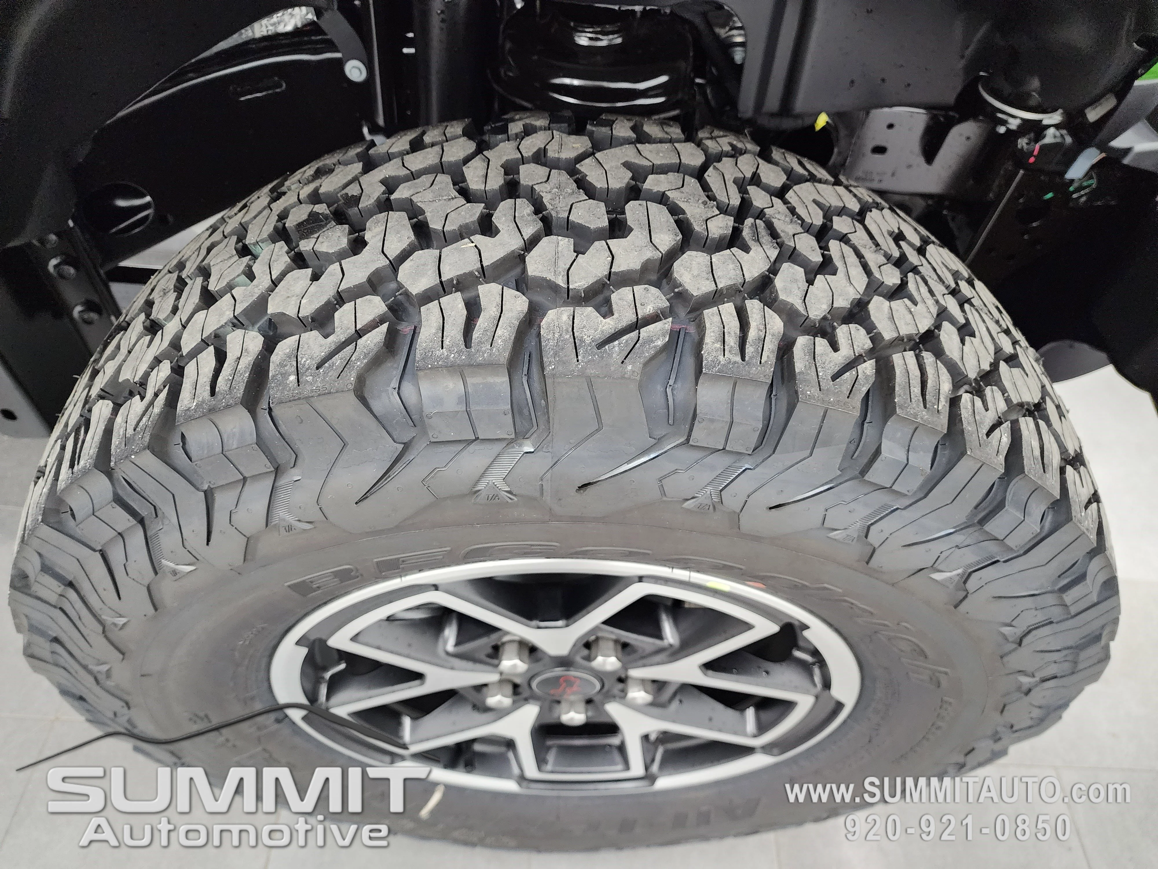 New 2026 Mojito Clear-Coat Exterior Paint Jeep Rubicon image 3