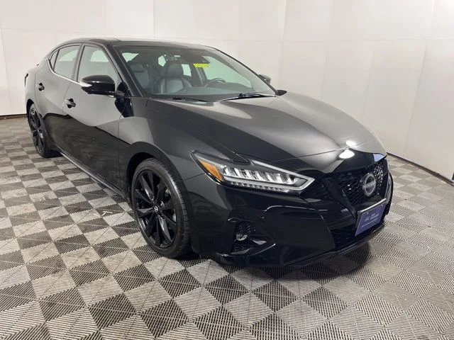2023 Nissan Maxima SR