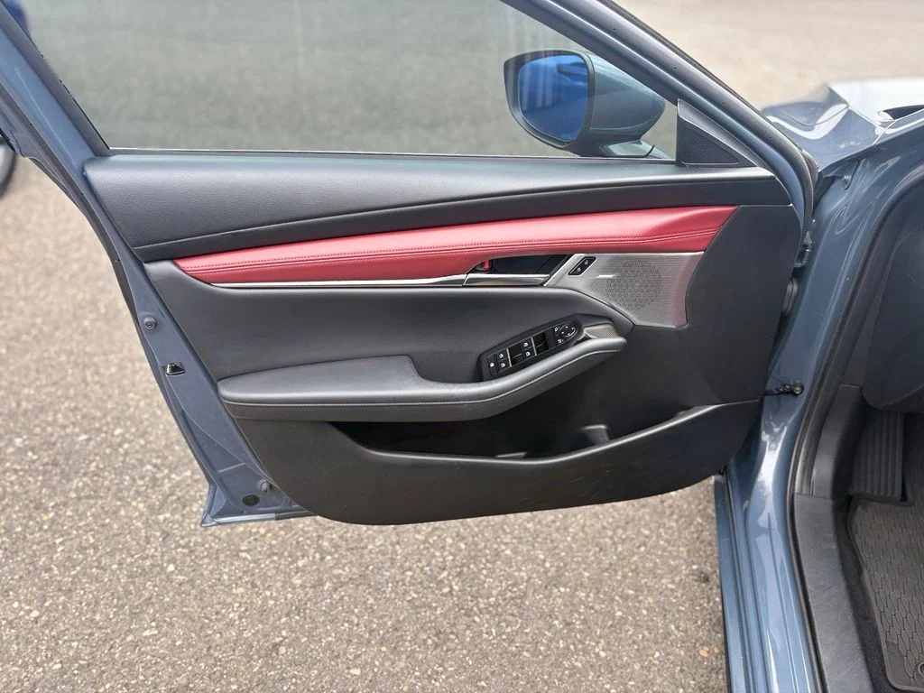 Used 2019 Gray Mazda Premium image 9
