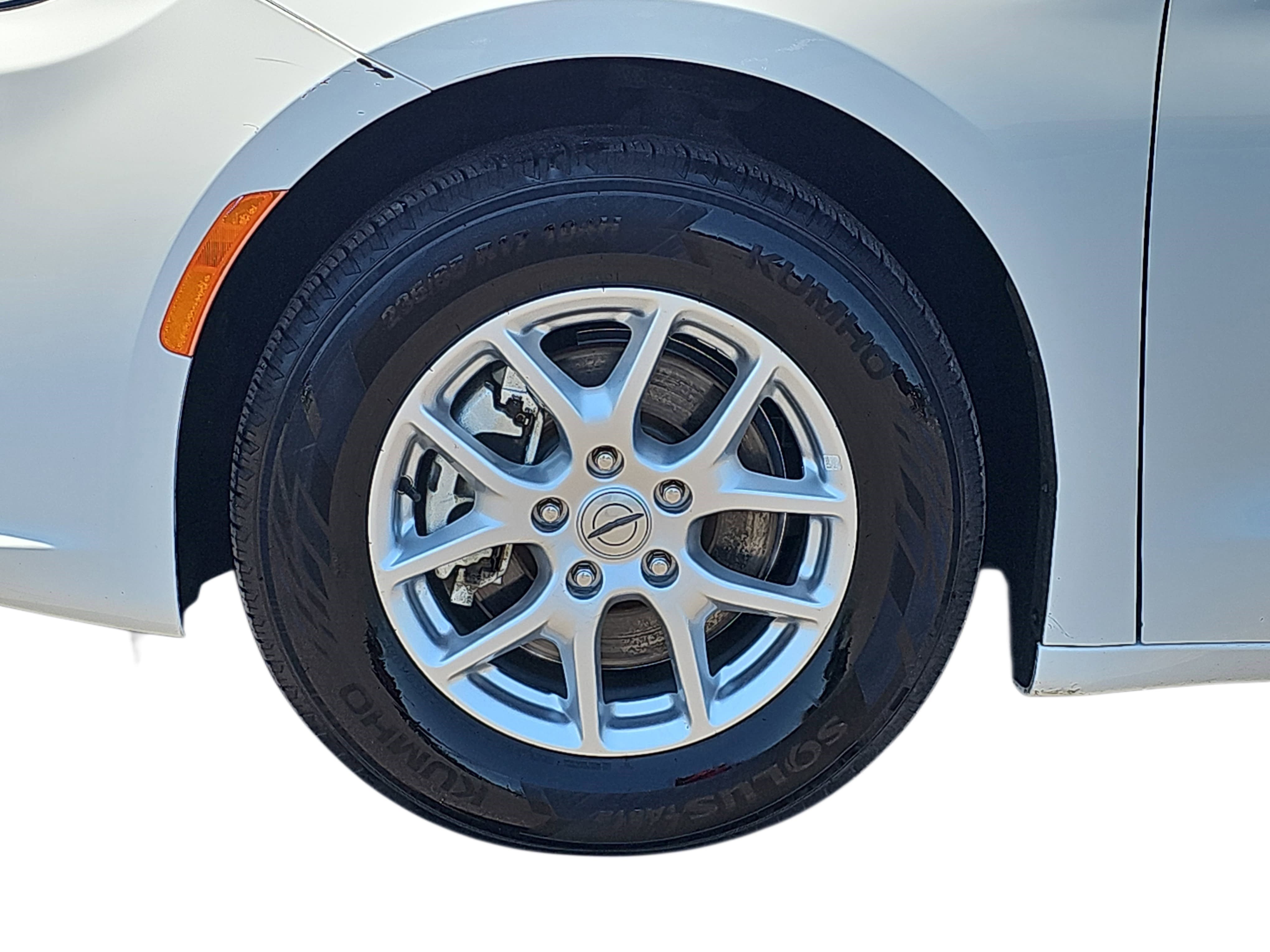 Used 2023 Bright White Clearcoat Chrysler Touring L image 25