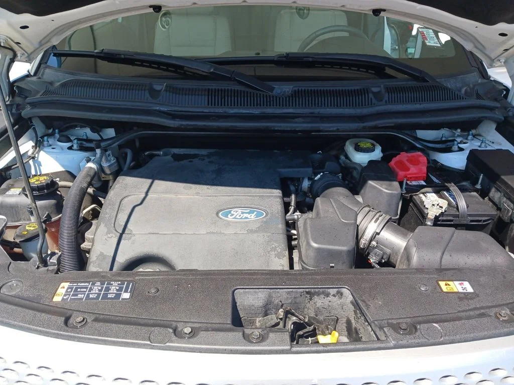 Used 2015 White Ford XLT image 14