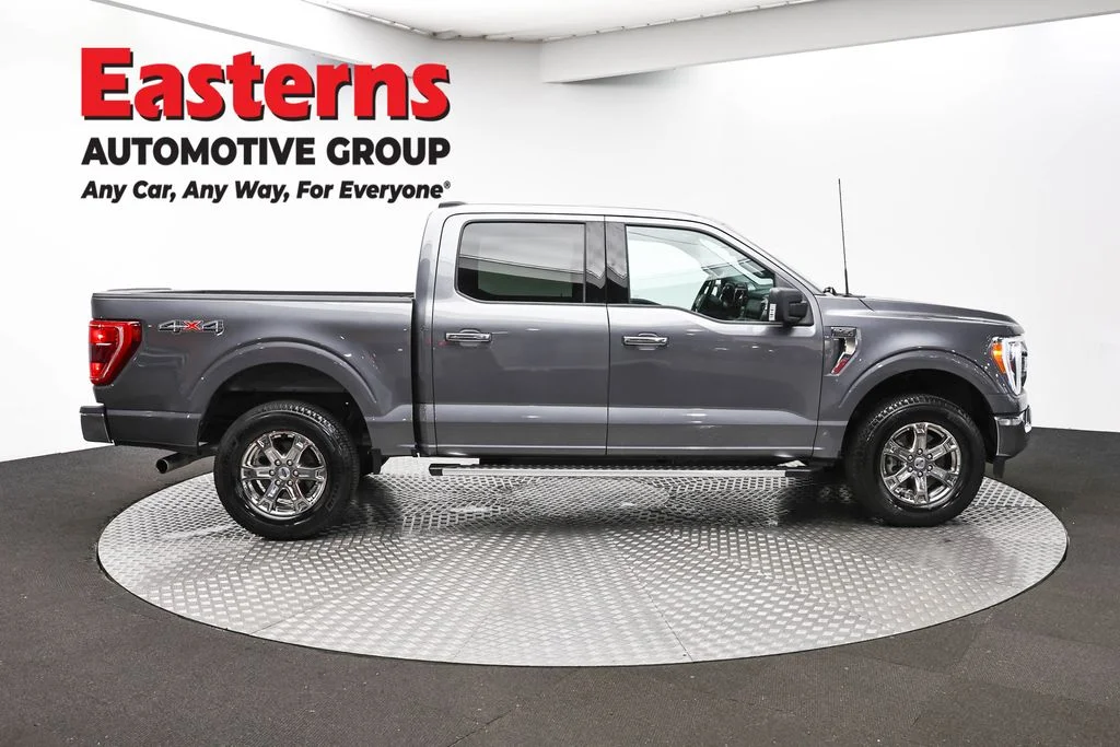 Used 2023 Gray Ford XLT image 4