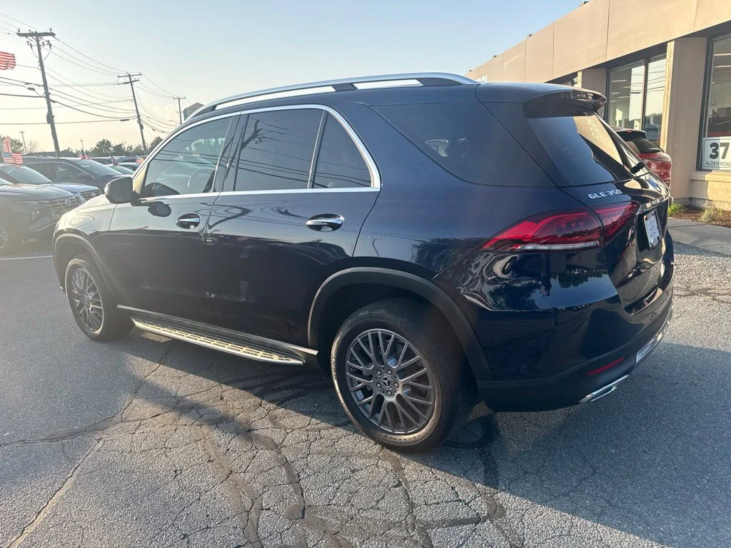 Used 2021 Blue Mercedes-Benz GLE 350 image 7