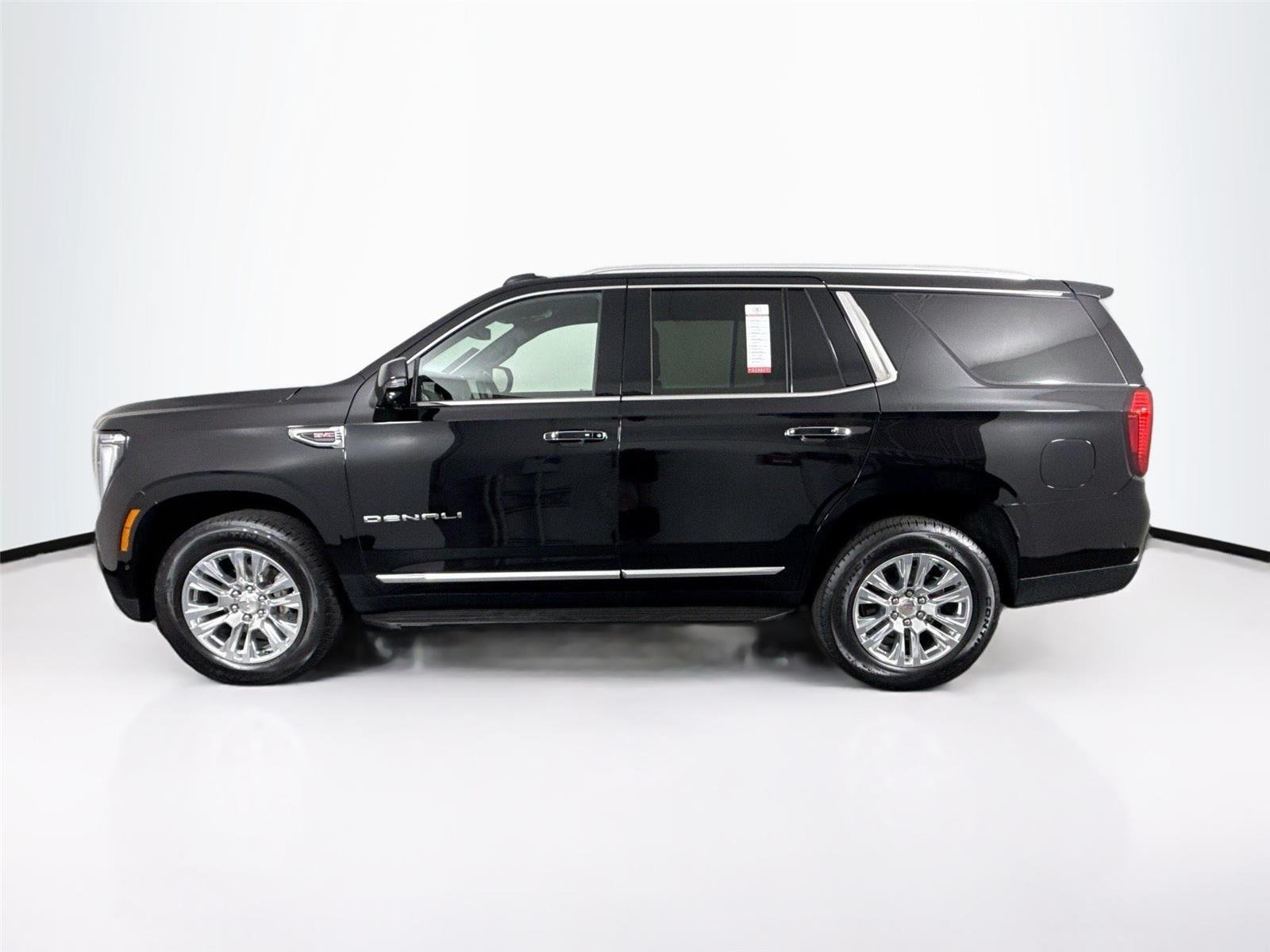 Used 2025 Onyx Black GMC Denali image 14
