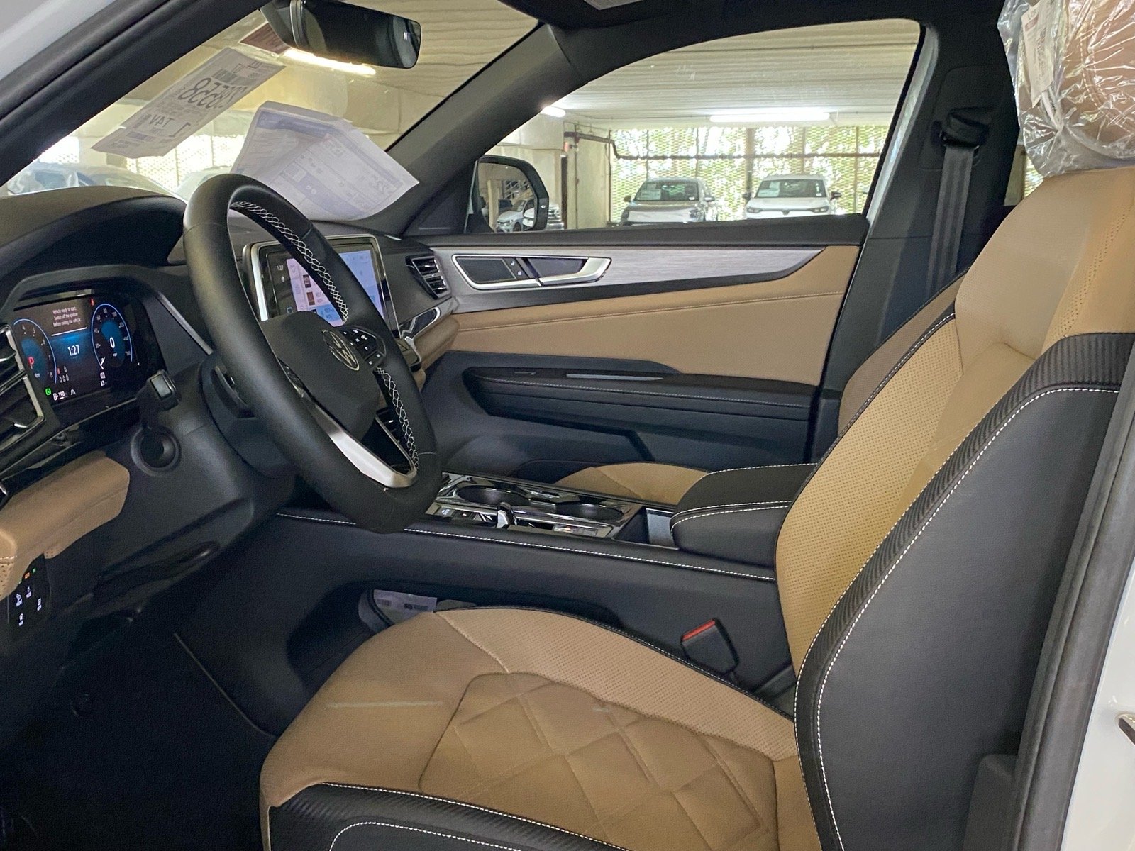 New 2026 White Volkswagen SE w/Technology image 8