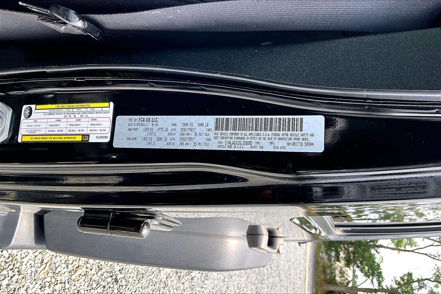 Used 2016 Black Clearcoat Jeep Sport image 37