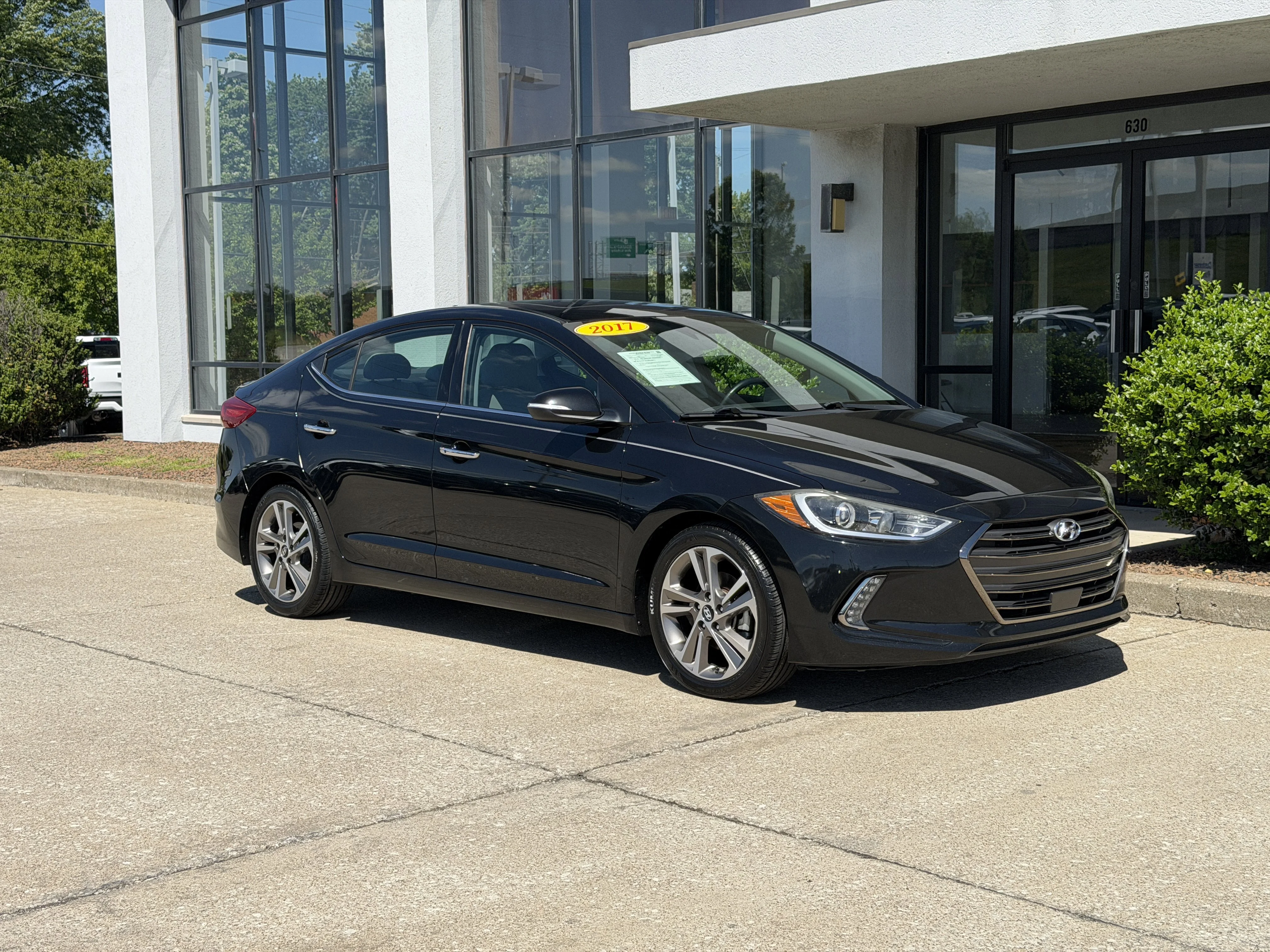 Used 2017 Hyundai Elantra Limited with VIN 5NPD84LF0HH108022 for sale in Jeffersonville, IN