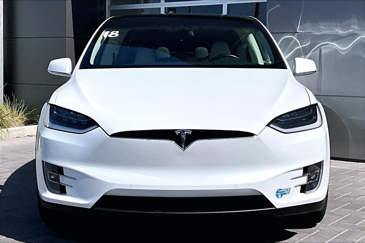 Used 2018 Tesla Model X 75D with VIN 5YJXCAE21JF092163 for sale in Riverside, CA