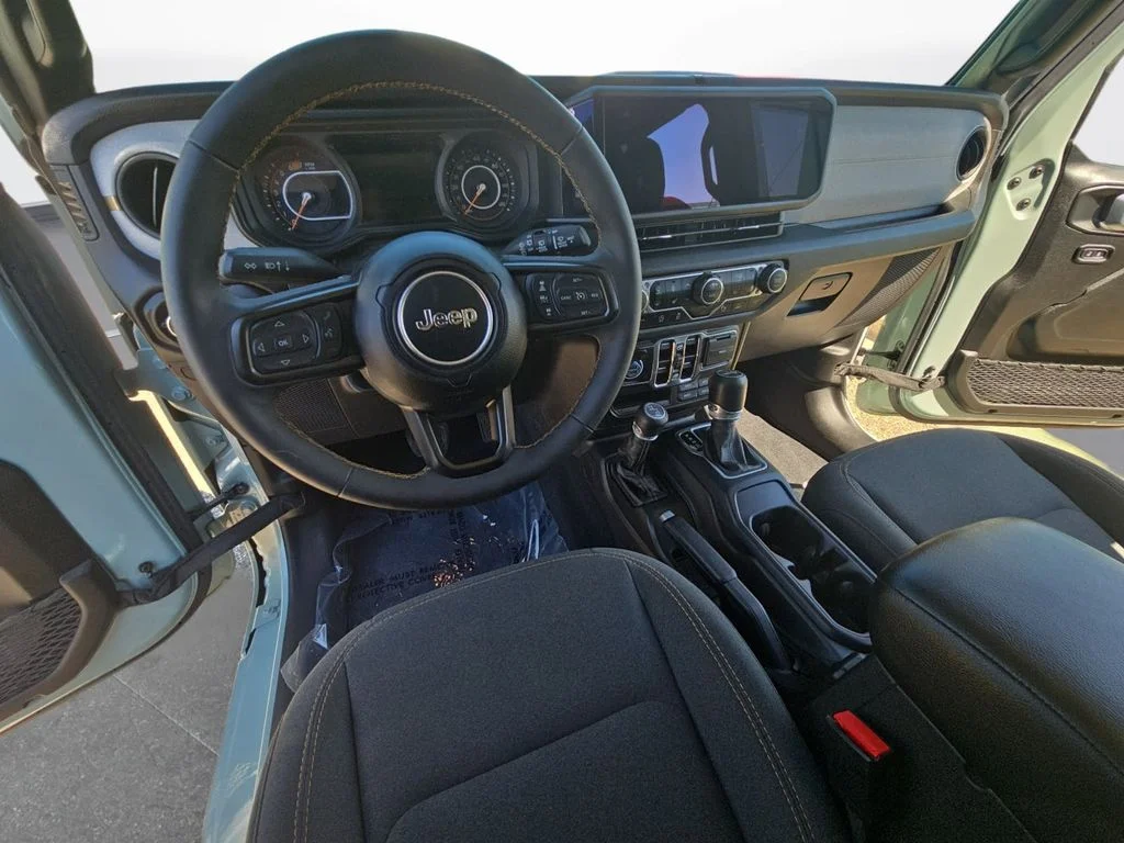 Used 2024 Gray Jeep Sport S image 16