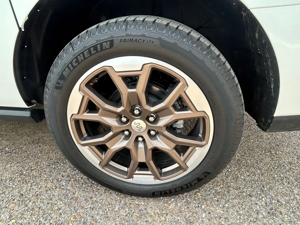 New 2027 Star White Metallic Tri-Coat Ford MAX King Ranch® image 9