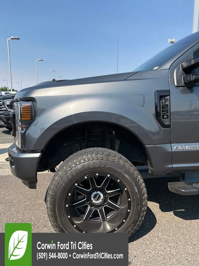 Used 2020 Magnetic Ford Lariat image 11
