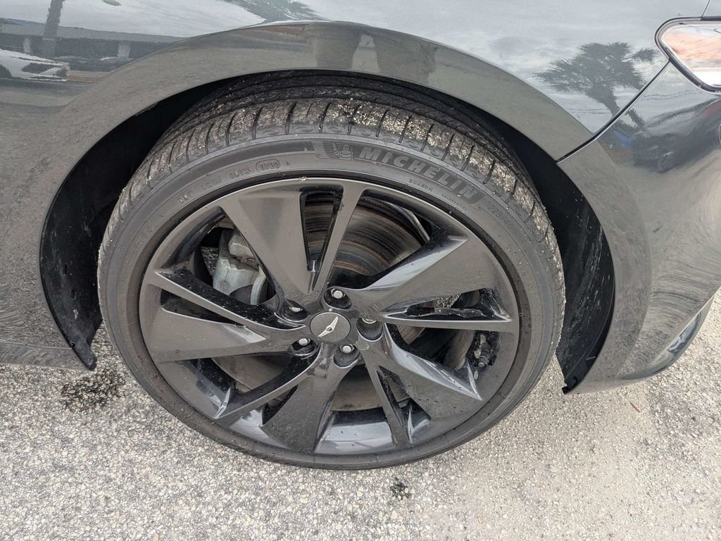 Used 2023 Green Genesis 2.0T image 11