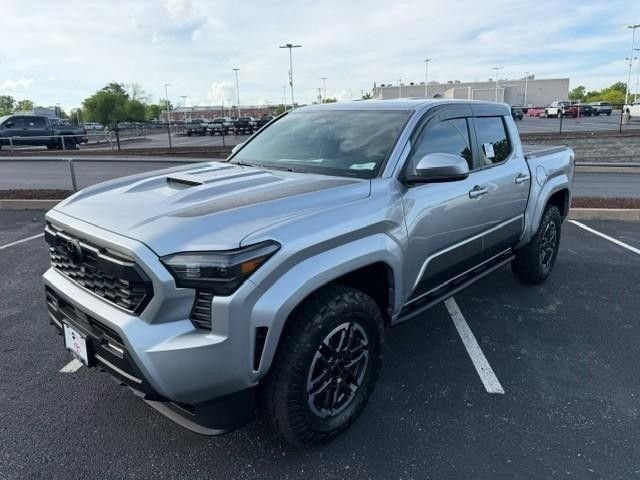 2026 Toyota Tacoma TRD Sport - Photo 6
