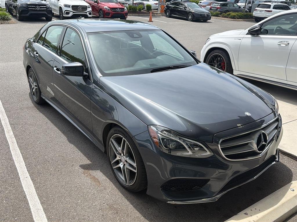2014 Mercedes-Benz E-Class's photo