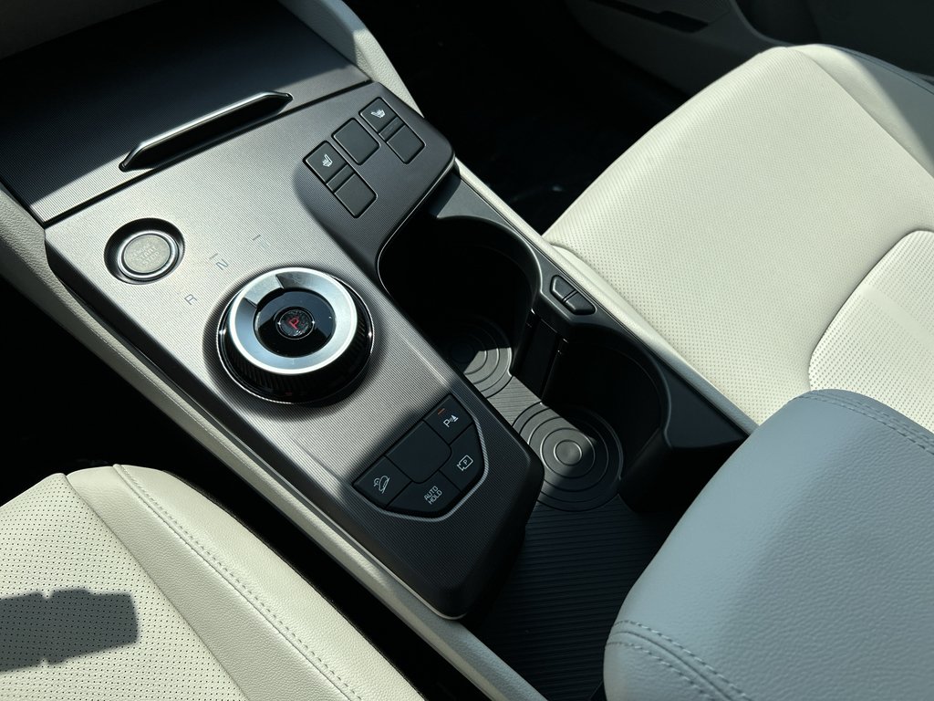 New 2027 Fusion Black Kia EX image 23