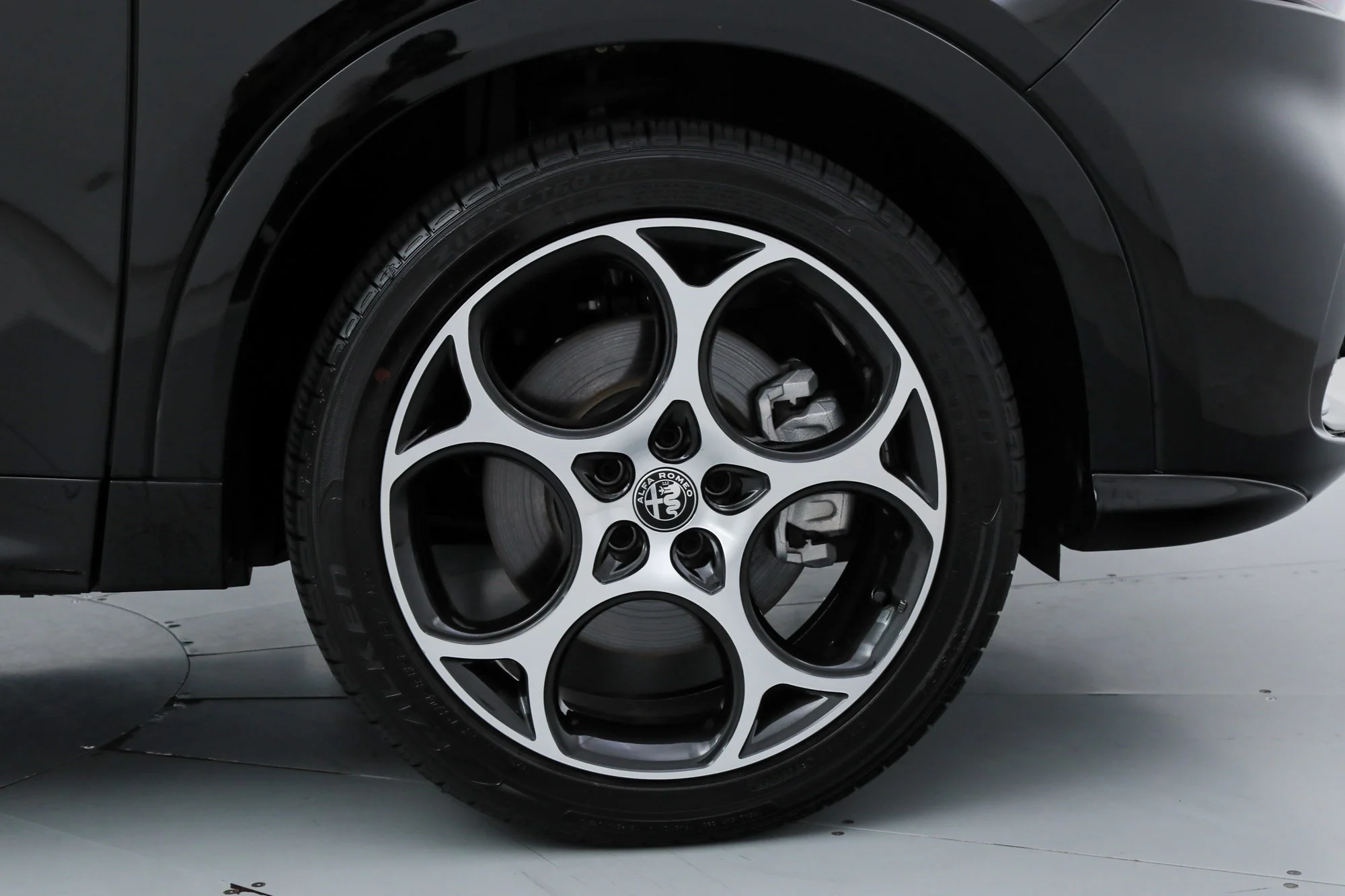 2025 Alfa Romeo Tonale Base - Photo 20