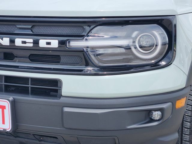 Used 2022 Green Ford Outer Banks image 8