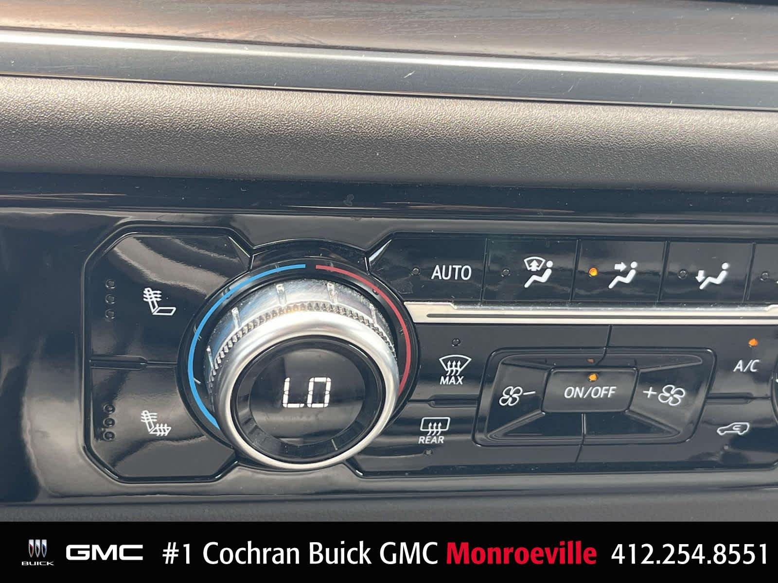 Used 2023 White Frost Tricoat GMC SLT image 32