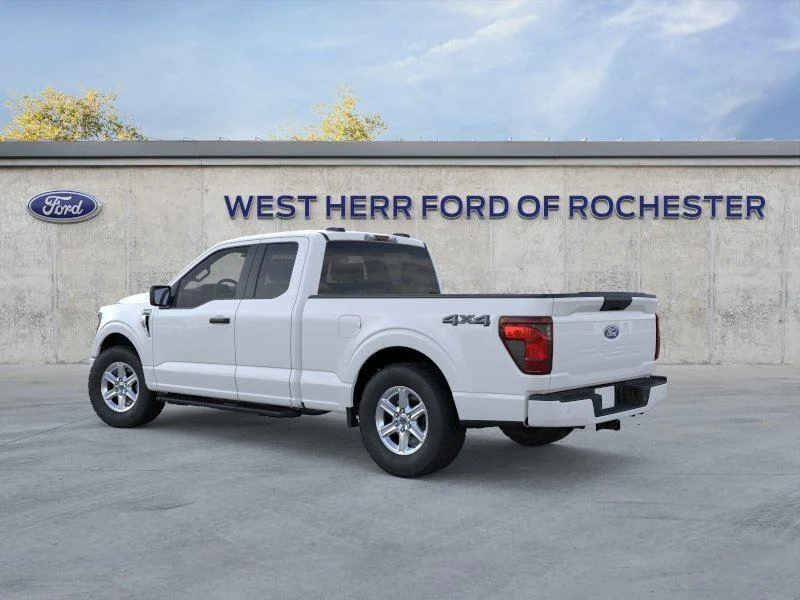 New 2026 Oxford White Ford XLT image 5