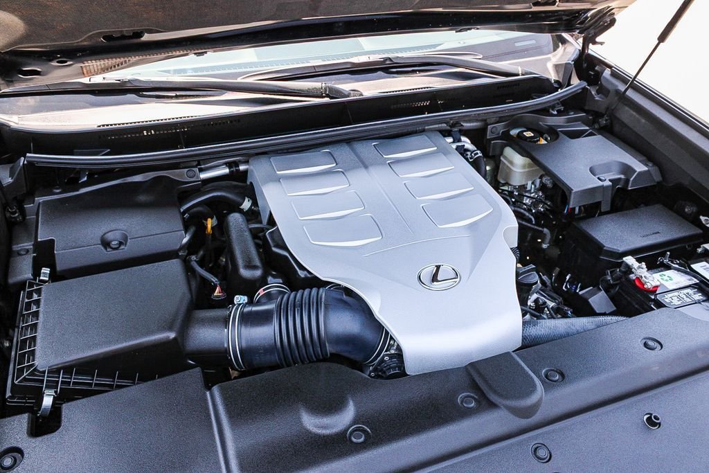 Used 2021 Onyx Black Lexus 460 image 28