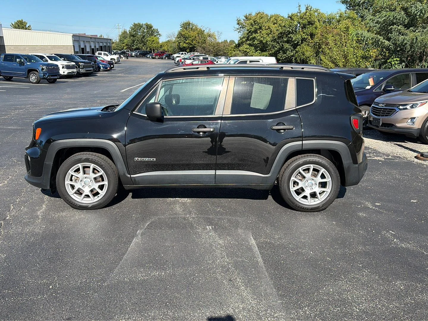 Used 2020 Jeep Renegade Sport with VIN ZACNJAAB9LPL06439 for sale in Maysville, KY