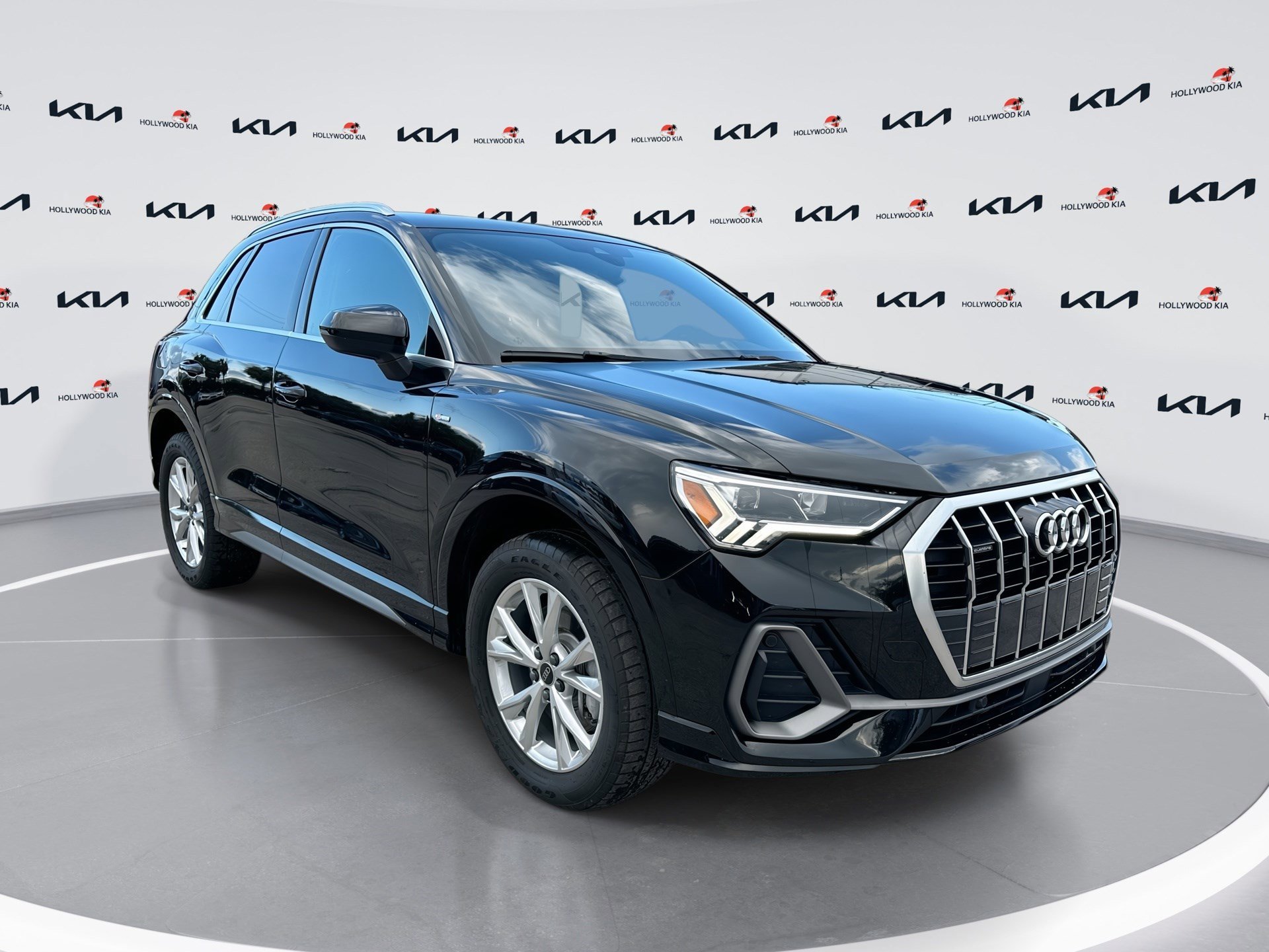 2025 Audi Q3 S Line Premium