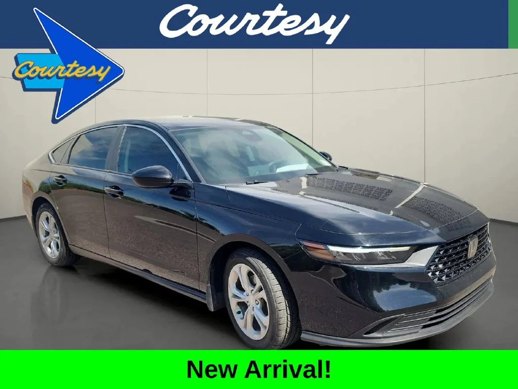 Used 2023 Black Honda LX image 1