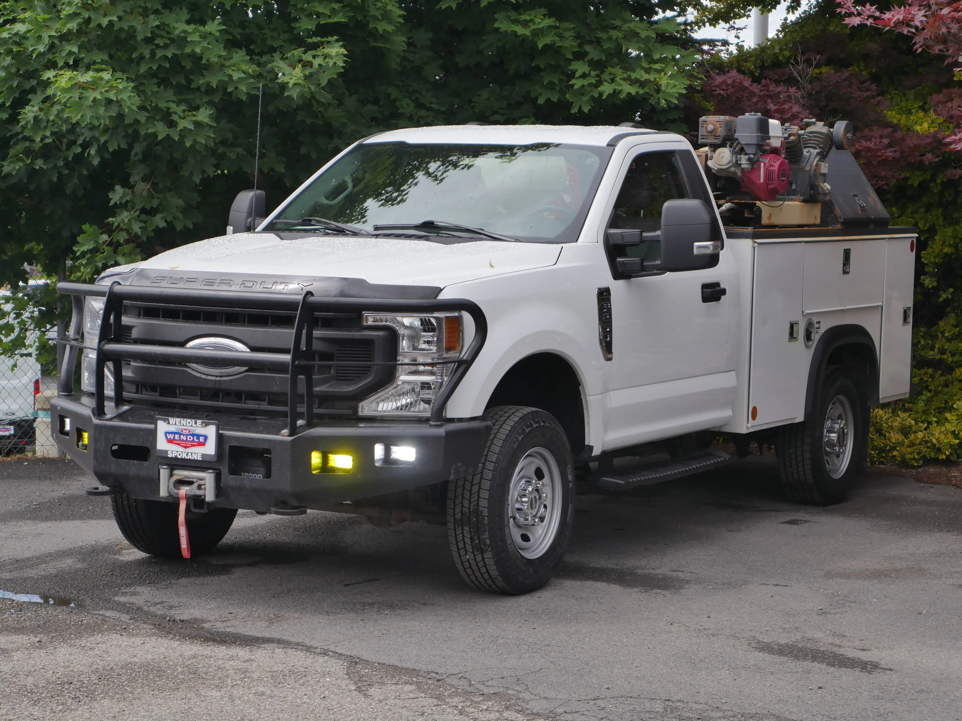 Certified Used 2022 Oxford White Ford XL image 2