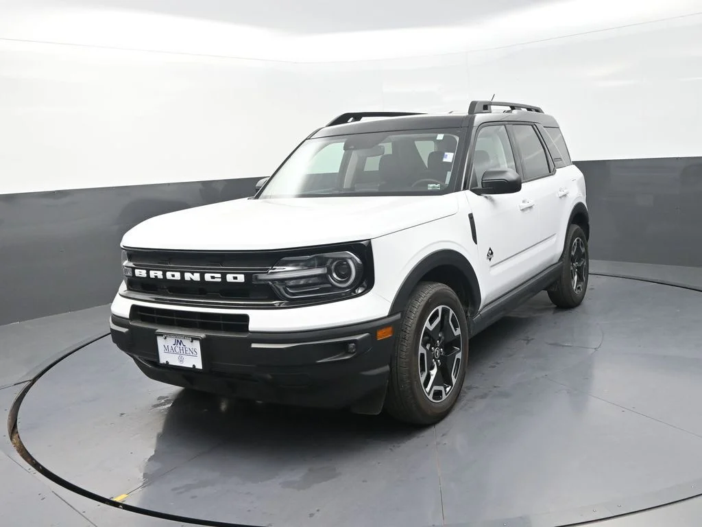 Used 2024 White Ford Outer Banks image 4