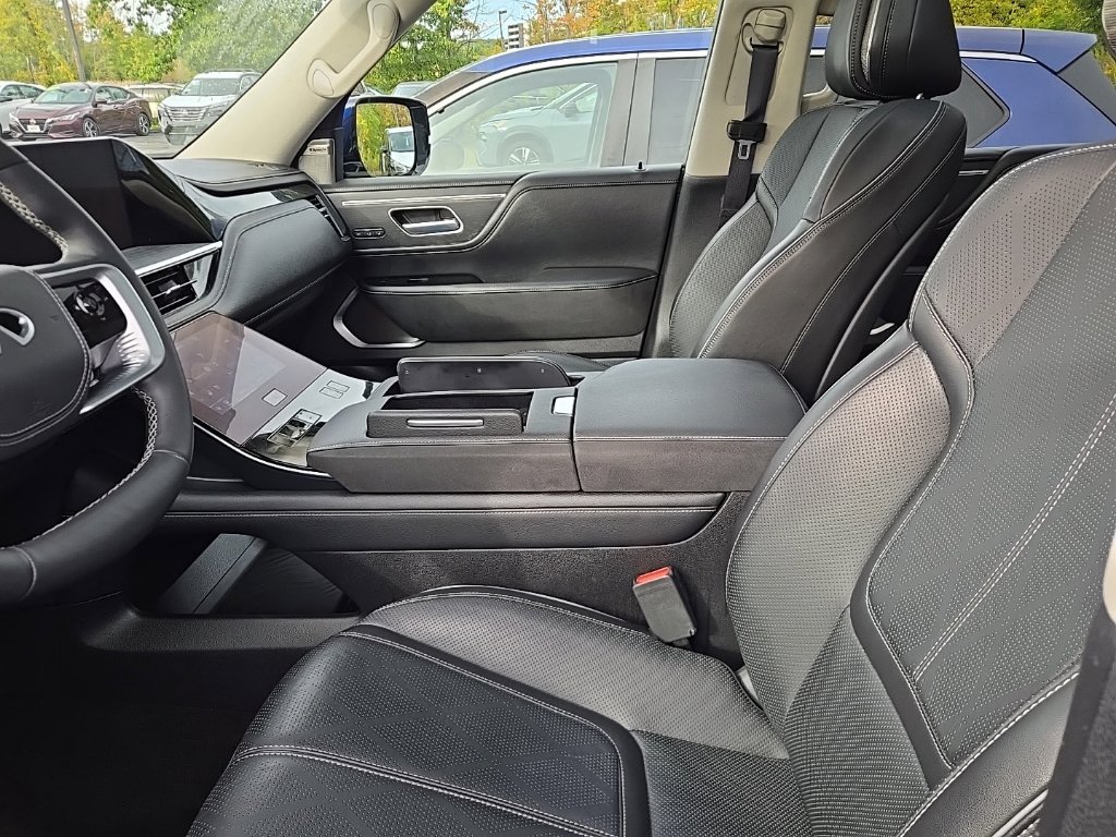 Used 2025 Blue INFINITI SENSORY image 16
