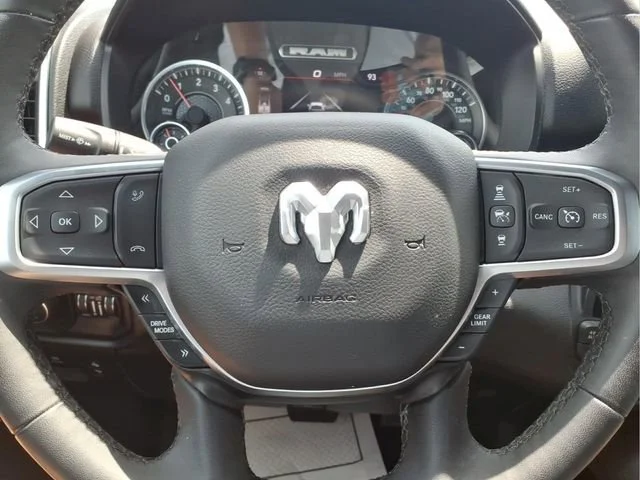 Used 2025  Ram Big Horn image 12