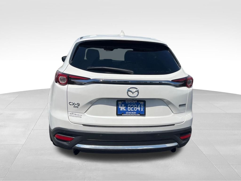 Used 2020 White Mazda Signature image 4
