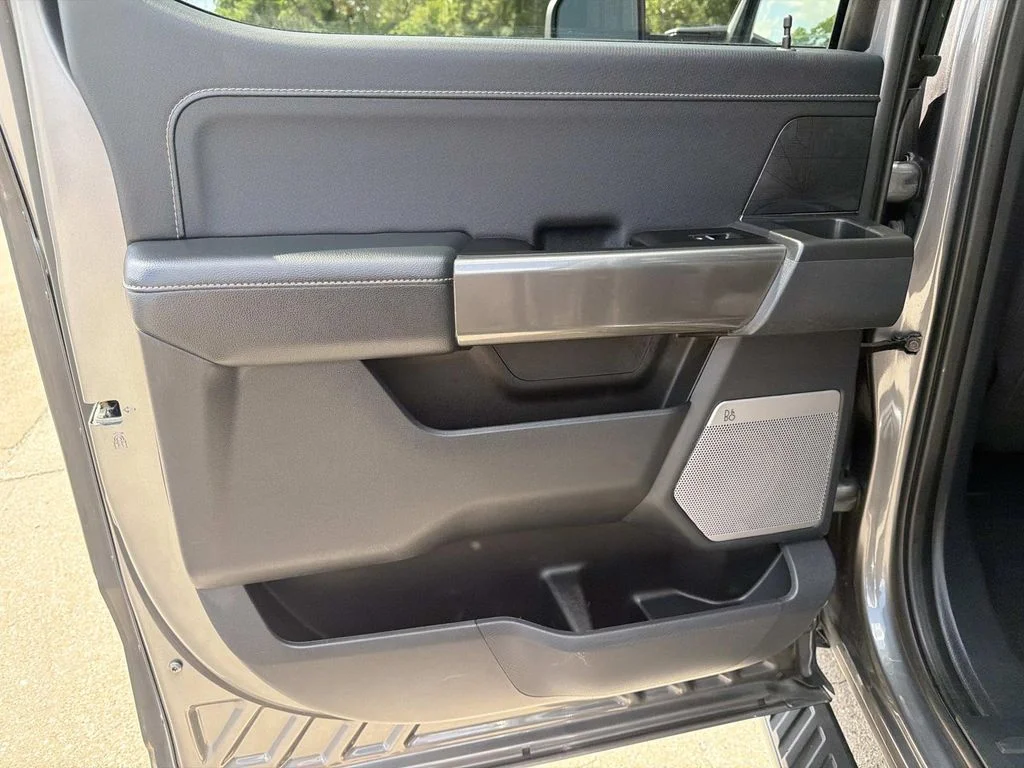 Used 2023 Gray Ford XLT image 13