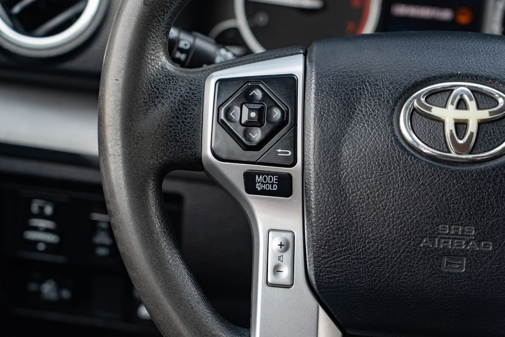 Used 2016 Magnetic Gray Metallic Toyota SR5 image 16