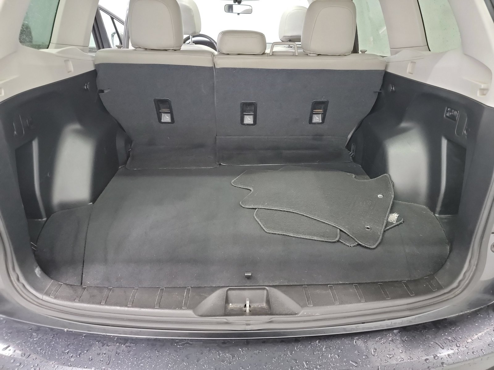 Used 2015 Dark Gray Metallic Subaru 2.5i Premium image 25