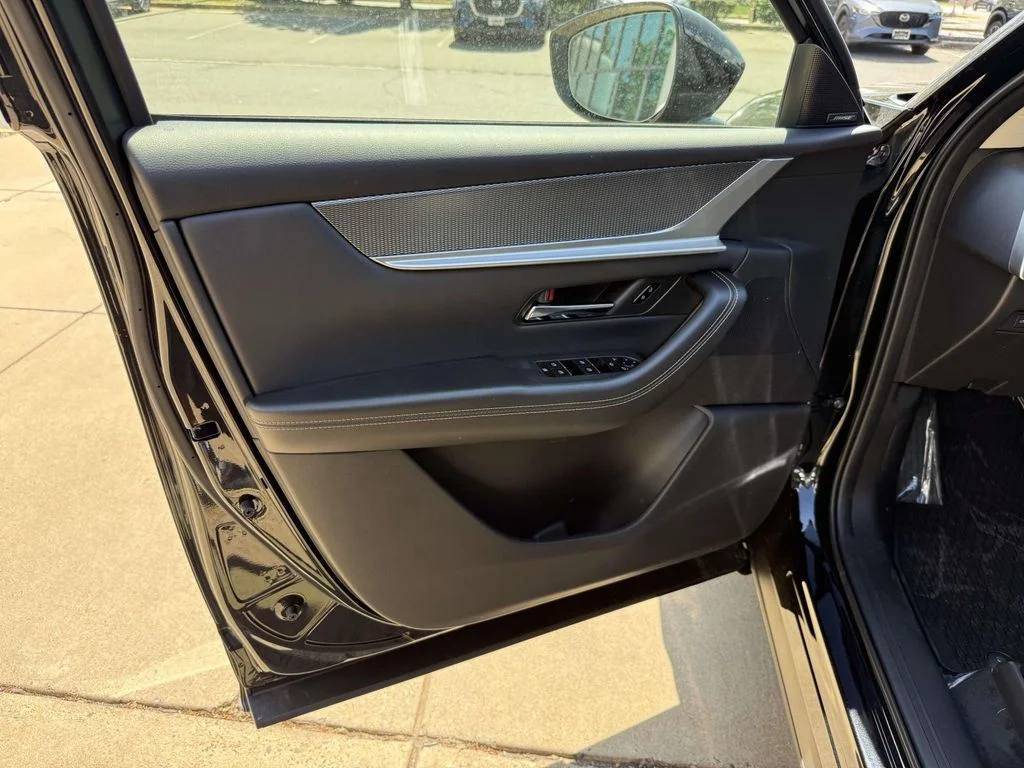 New 2026 Jet Black Mazda 3.3 Turbo Premium image 33